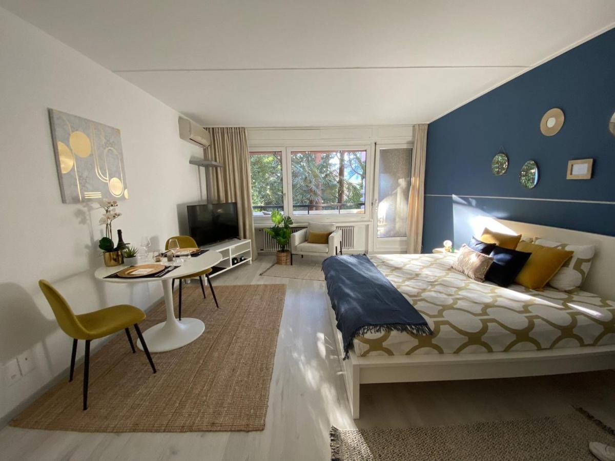 Luganersee, Pool, Strand, Parkplatz, Suite Bissone Exterior foto